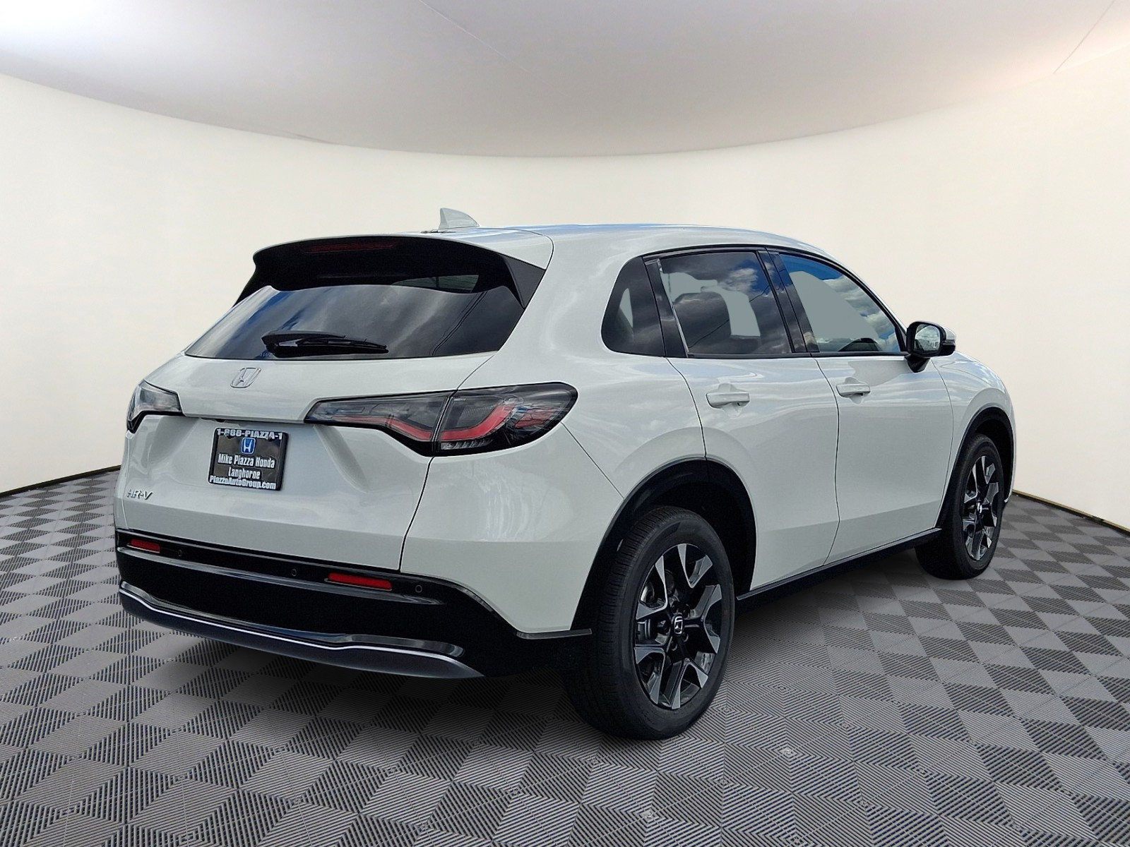 New 2027 Honda HR-V EX-L image 4