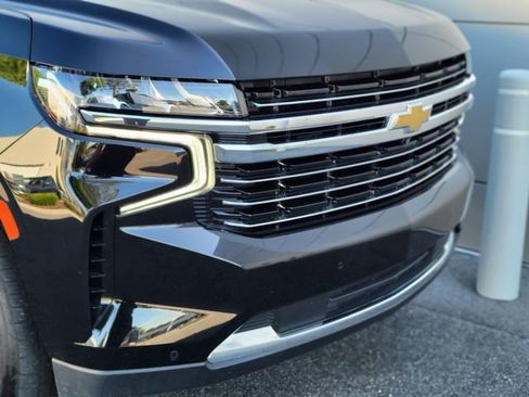 Used 2022 Chevrolet Tahoe LT w/ Luxury Package AWD/4WD image 43