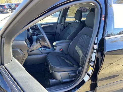 Used 2025 Ford Escape Active image 17