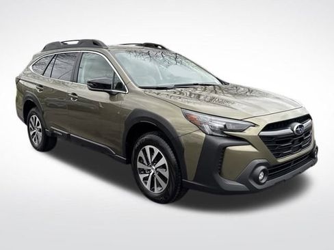 Used 2025 Subaru Outback Premium w/ Popular Package #1 image 8