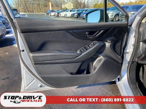 Used 2018 Subaru Impreza 2.0i Premium image 10