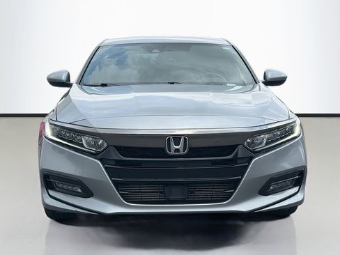 Used 2019 Honda Accord Sport image 3