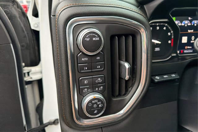 Used 2021 GMC Sierra 1500 AT4 w/ AT4 Value Package AWD/4WD image 16