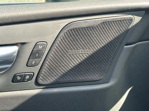 Certified 2021 Volvo XC60 T5 Inscription w/ Advanced Package image 18