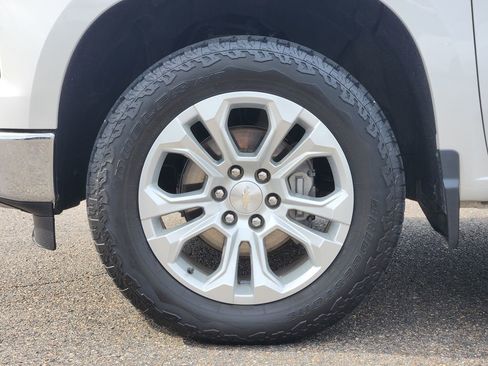 Certified 2022 Chevrolet Silverado 1500 LTZ image 10