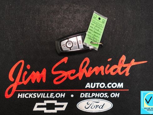 Used 2020 Ford Explorer XLT image 42