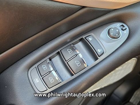Used 2021 INFINITI Q50 Luxe w/ Seat & Sound Package RWD image 30