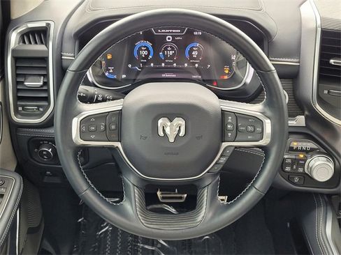 Used 2024 RAM 1500 Limited image 10