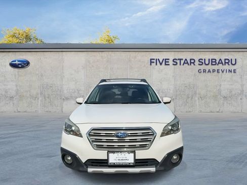 Used 2016 Subaru Outback 3.6R Limited AWD/4WD image 3