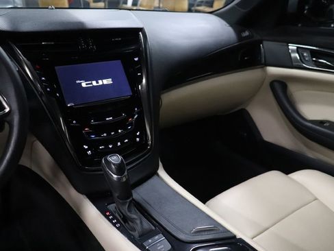 Used 2018 Cadillac CTS Luxury image 29