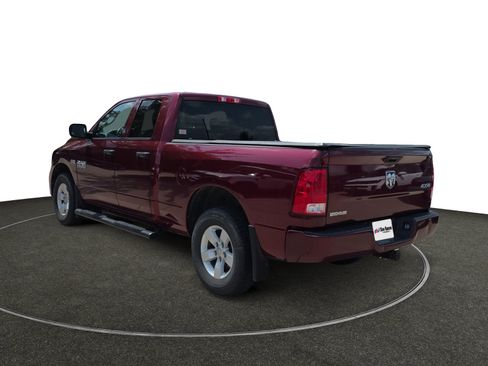 Used 2019 RAM 1500 Express AWD/4WD image 3