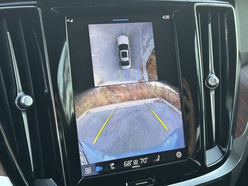 Used 2024 Volvo S60 B5 Plus image 11