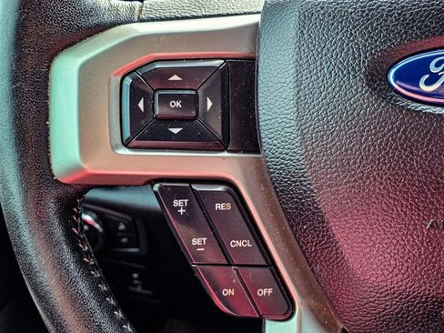 Used 2020 Ford F150 Lariat w/ Equipment Group 502A Luxury image 20