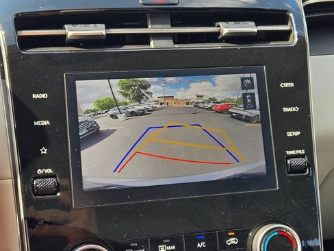 Certified 2024 Hyundai Tucson SE AWD/4WD image 29