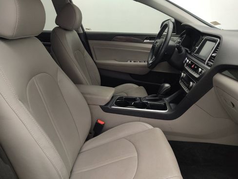 Used 2018 Hyundai Sonata Limited FWD image 21