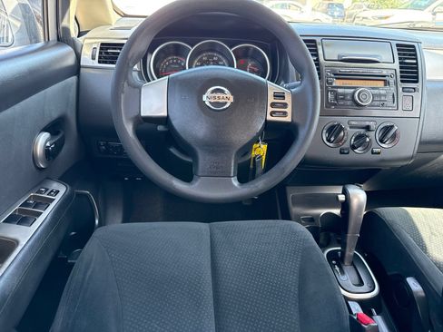 Used 2011 Nissan Versa 1.8 S w/ PWR Plus Pkg FWD image 16