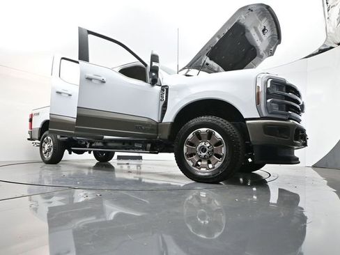 New 2026 Ford F250 King Ranch image 34