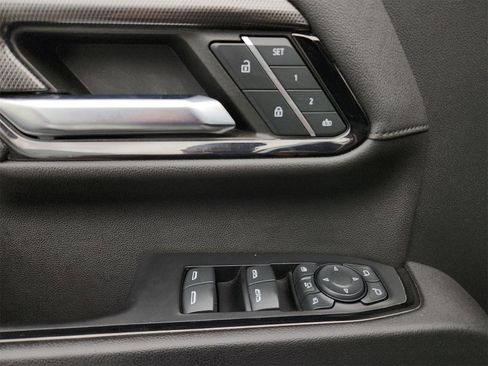 Used 2024 GMC Sierra 3500 AT4 w/ AT4 Premium Plus Package image 32