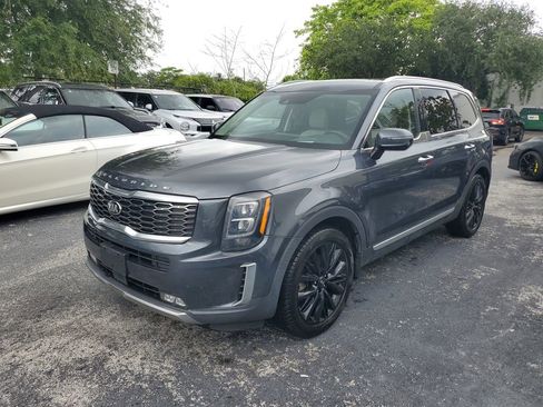 Used 2020 Kia Telluride SX w/ SX Prestige Package AWD/4WD image 3