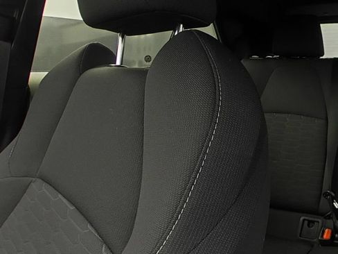 Used 2022 Toyota Corolla SE FWD image 9