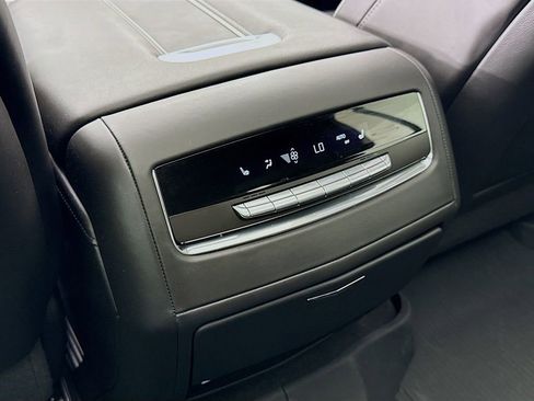 Used 2024 Cadillac Escalade Sport Platinum w/ LPO, Floor Liner Package AWD/4WD image 29