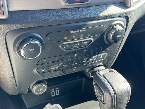Used 2021 Ford Ranger XLT w/ Equipment Group 302A High image 17