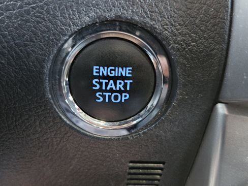 Used 2023 Toyota 4Runner Limited image 39