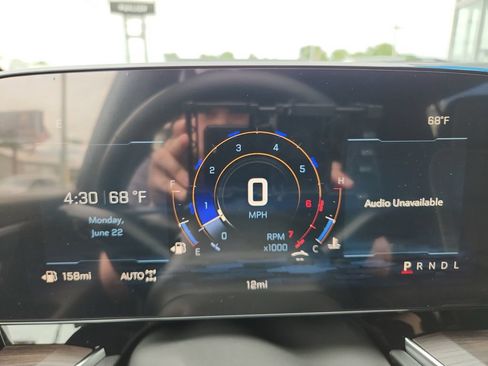 New 2026 Chevrolet Suburban Premier w/ Sun And Tow Package AWD/4WD image 17