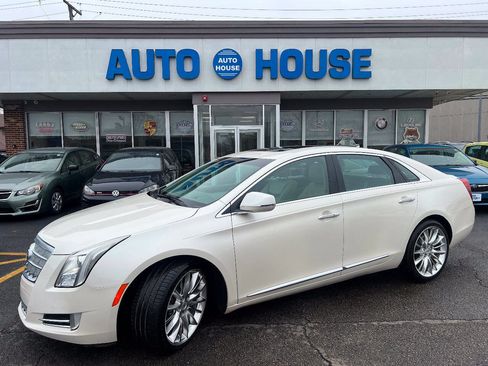 Used 2013 Cadillac XTS Platinum AWD/4WD image 7
