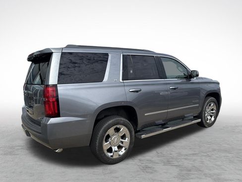 Used 2018 Chevrolet Tahoe LT w/ LT Signature Package AWD/4WD image 11