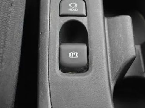 Used 2025 Toyota Corolla LE FWD image 33