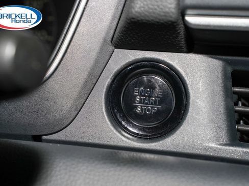 Certified 2023 Honda Pilot Touring image 37