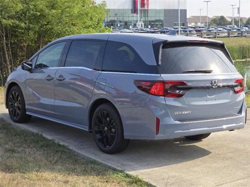 New 2026 Honda Odyssey Sport-L image 10