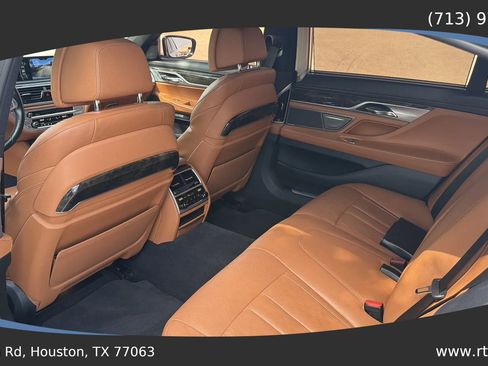 Used 2017 BMW 740i RWD image 28