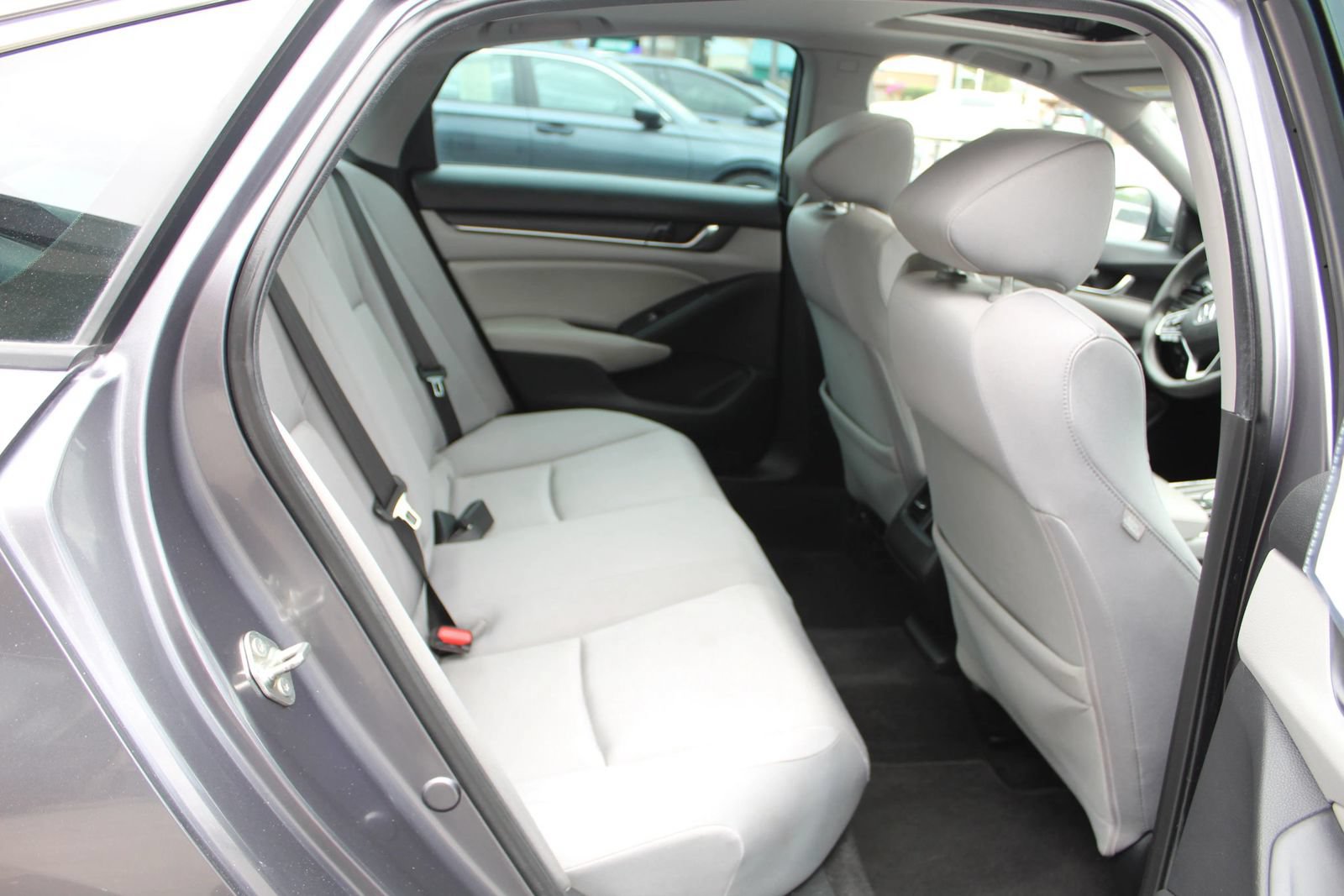 Used 2019 Honda Accord EX image 11