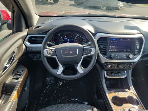 Used 2021 GMC Acadia SLE w/ Driver Convenience Package FWD image 12