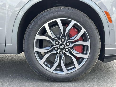 New 2025 Cadillac XT6 Sport w/ Platinum Package image 7