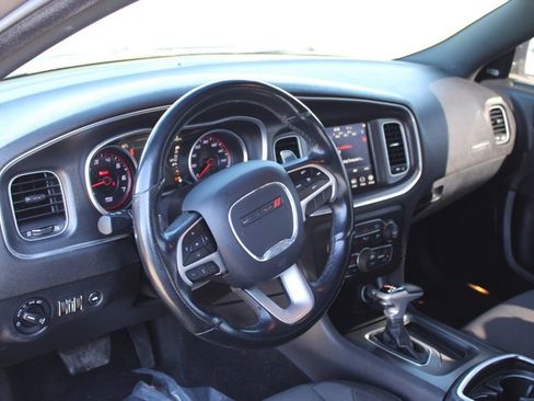 Used 2018 Dodge Charger R/T image 15