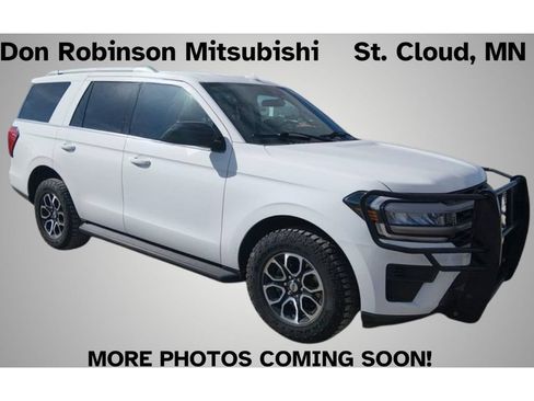 Used 2023 Ford Expedition XL AWD/4WD image 1