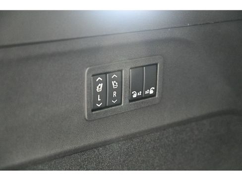 New 2026 Cadillac Escalade IQ Sport 2 w/ LPO, ONYX Package image 74