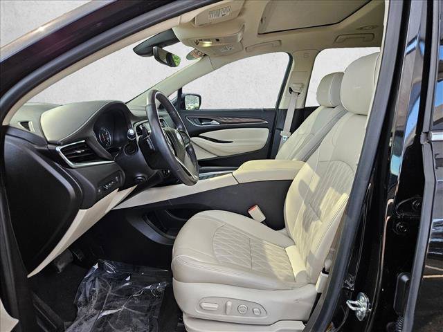 Used 2023 Buick Enclave Avenir w/ Avenir Technology Package FWD image 15
