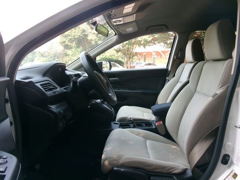 Used 2015 Honda CR-V LX image 10