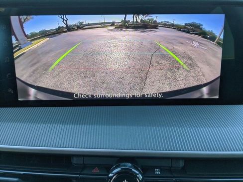 Used 2025 Nissan Murano SV image 30