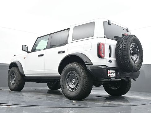 New 2025 Ford Bronco Badlands w/ Sasquatch Package image 49
