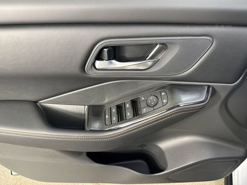 New 2026 Nissan Rogue Rock Creek image 19