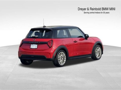 Certified 2025 MINI Cooper S image 4