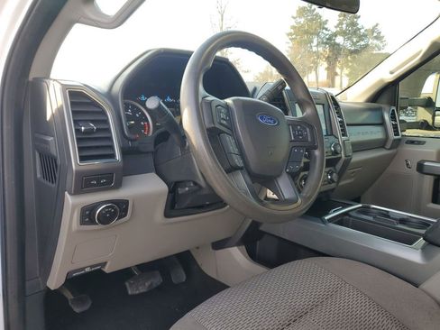 Used 2021 Ford F250 XLT w/ XLT Premium Package image 11