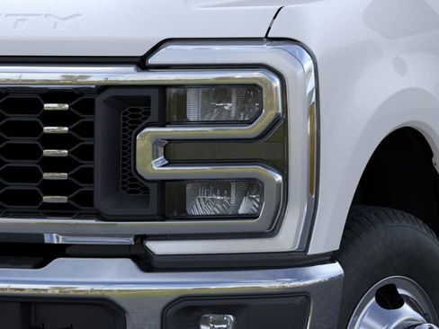 New 2026 Ford F350 King Ranch AWD/4WD image 18
