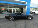 Used 2000 Chevrolet Corvette Convertible w/ Performance Handling Pkg image 2