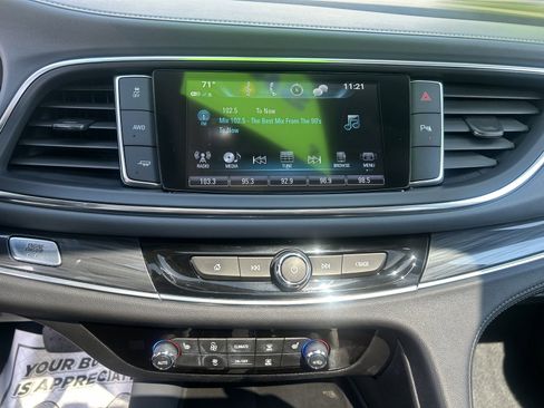 Used 2018 Buick Enclave Essence w/ Trailering Package image 27